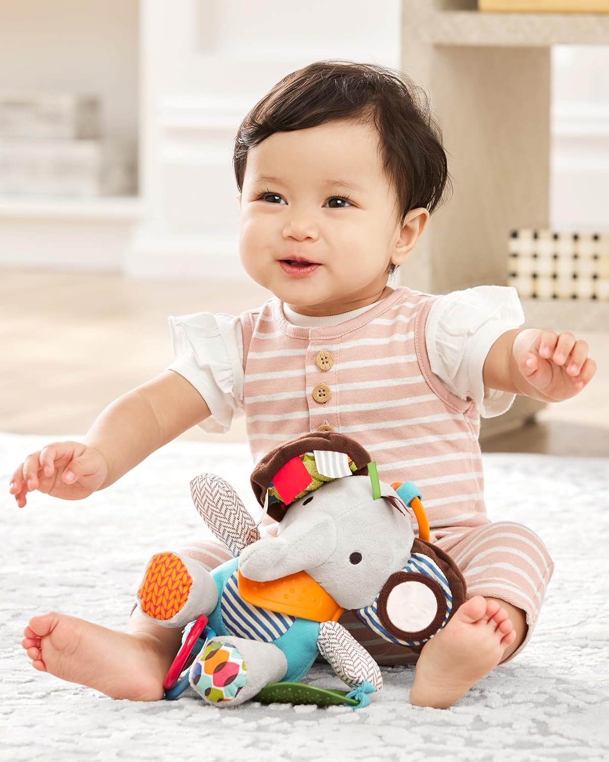 Skip Hop Bandana Buddies Jouet d'activité, Peluche pour bébés et enfants, Multicolore, Elephant Baby Toys Naty Shop