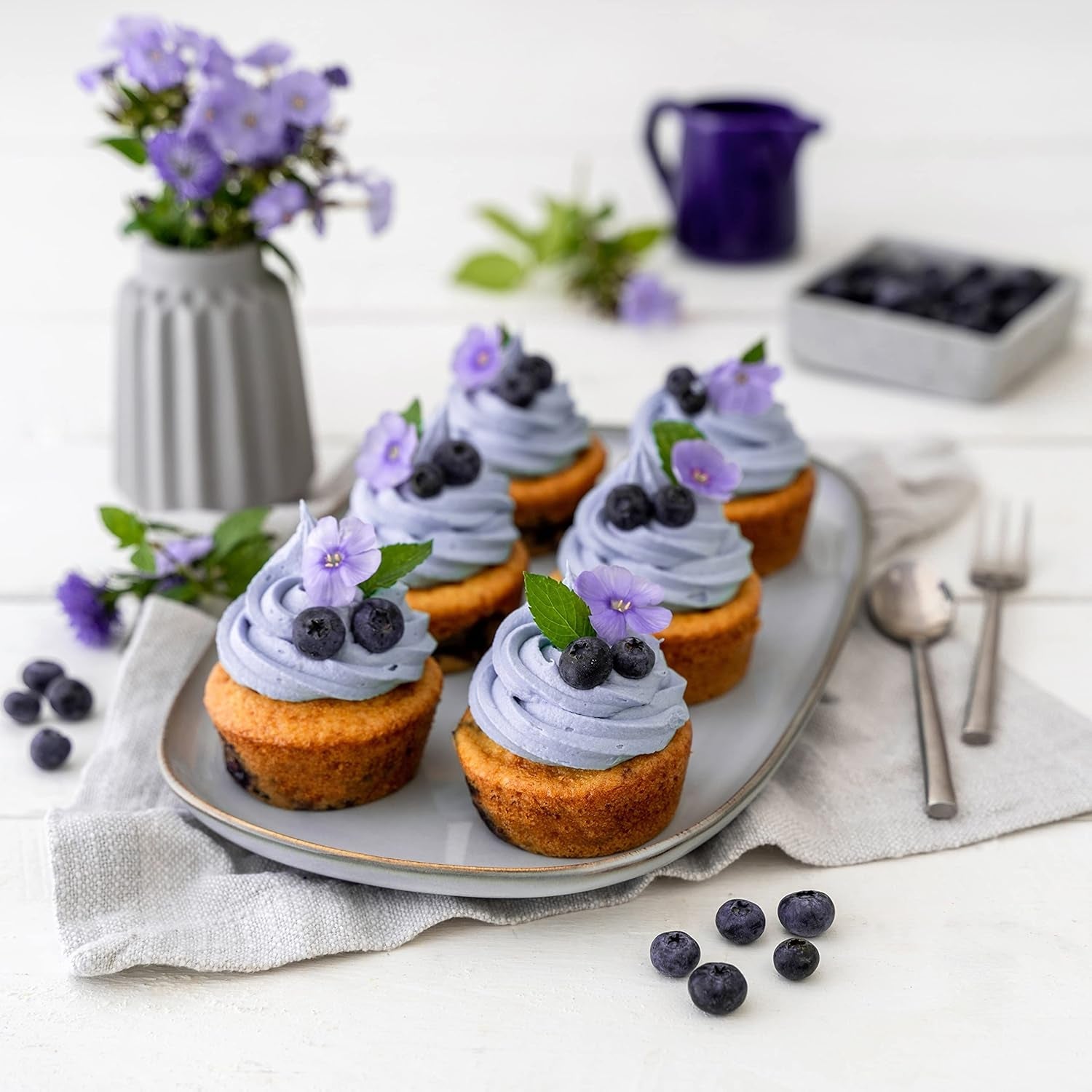 Zenker 12Er Muffinform Energy, Premium-Backform, Für Köstliche Kuchen, Verkürzt Die Backzeit Um Bis Zu 20% (Farbe: Silber/Anthrazit), Menge: 1 Stück, Hellgrau Und Dunkelgrau Moules et plaques pour la pâtisserie Naty Shop