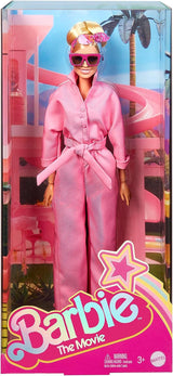 BARBIE LE FILM Margot Robbie - Poupée avec combinaison Kaugummi-Rosa, Messy Updo, Sonnenbrille, Kopftuch, Wedge-Sneakers, Sammlerverpackung, pour enfants à partir de 3 ans, HRF29