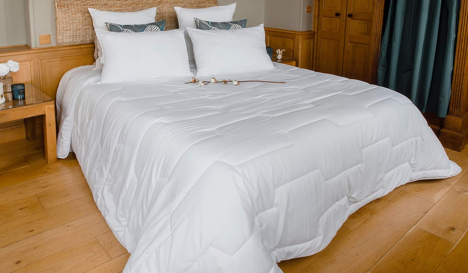 COLAS NORMAND - Couette contre les acariens et les bactéries - Tempérée - 280 X 240 Cm - Effet longue durée - Hygiène parfaite - Microfibre - Douce et confortable - Lavable Couettes et couettes Naty Shop Titre par défaut