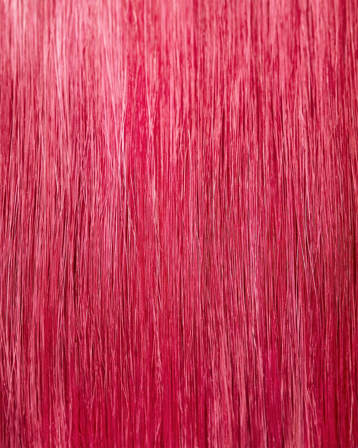 Maria Nila Color Refresh 300 ml - Une bombe colorée nourrissante contenant des pigments colorants temporaires qui rafraîchissent rapidement la couleur des cheveux. 100% végétalien. Sans sulfates et sans parabènes. Teinture capillaire Naty Shop