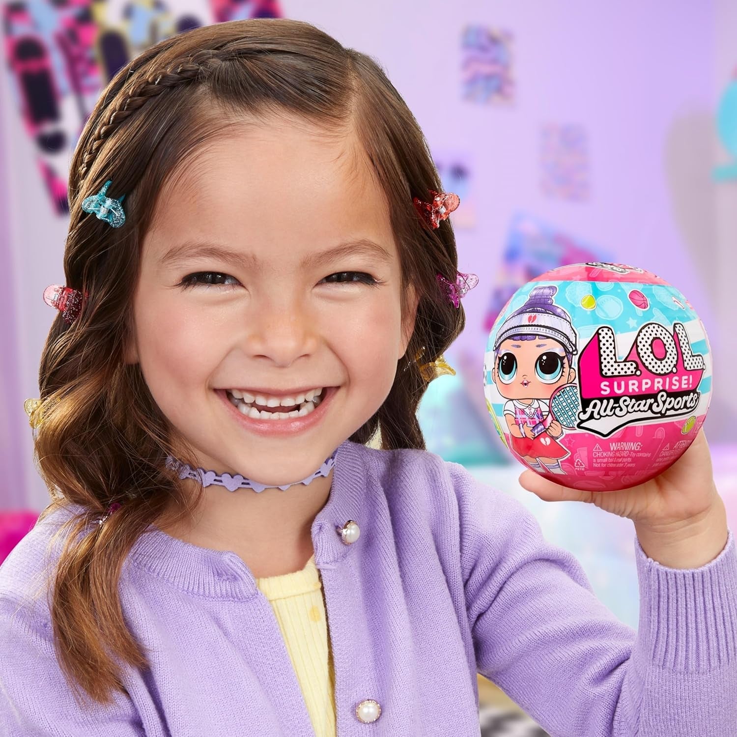 Mdr Surprise ! Collection All-Star Sports Vault Tots – Comprend 1 poupée, un emballage blindé, 12 poupées à collectionner, 8 accessoires de déballage, idéal pour les 4 ans et plus, rose