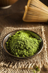 Poudre de thé vert Umami Bio-Matcha - Qualité culinaire, cultivée à Uji, Kyoto (Japon) à partir de l'agriculture biologique. Excellent à boire ou à cuisiner en cuisine 100 g...