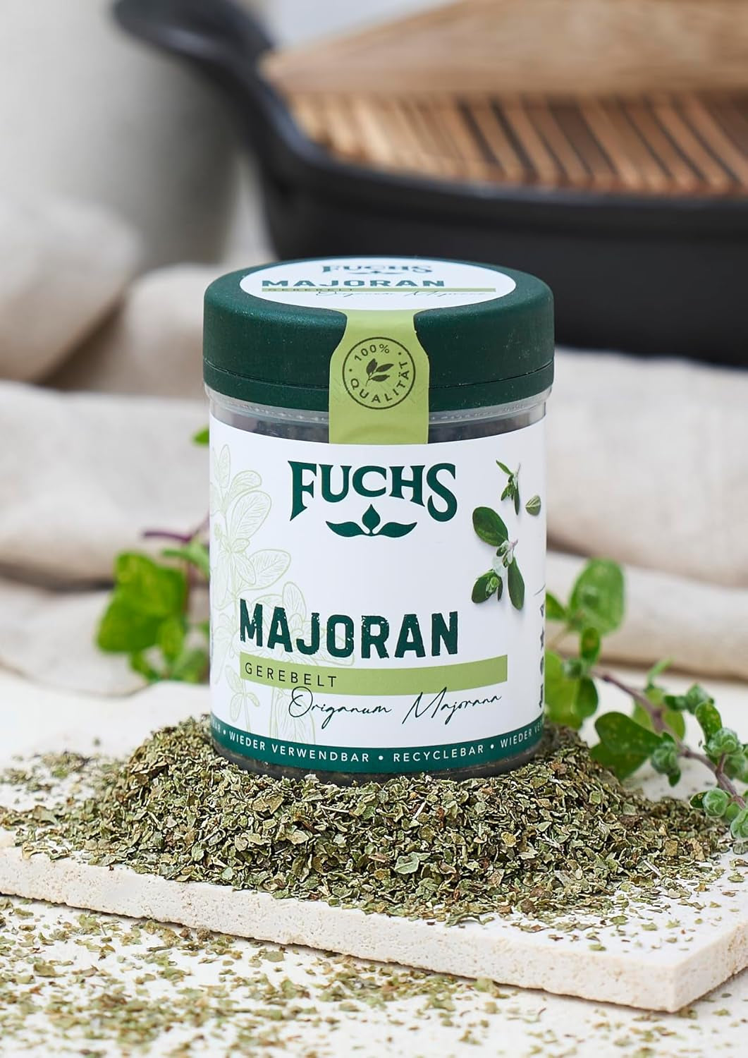 Fuchs Gewürze - Marjolaine gerebelt - zum Würzen von Kartoffelgerichten, Fleischgerichten oder Eintöpfen - ingrédients naturels - 10 g dans une dose wiederverwendbarer, recyclebarer