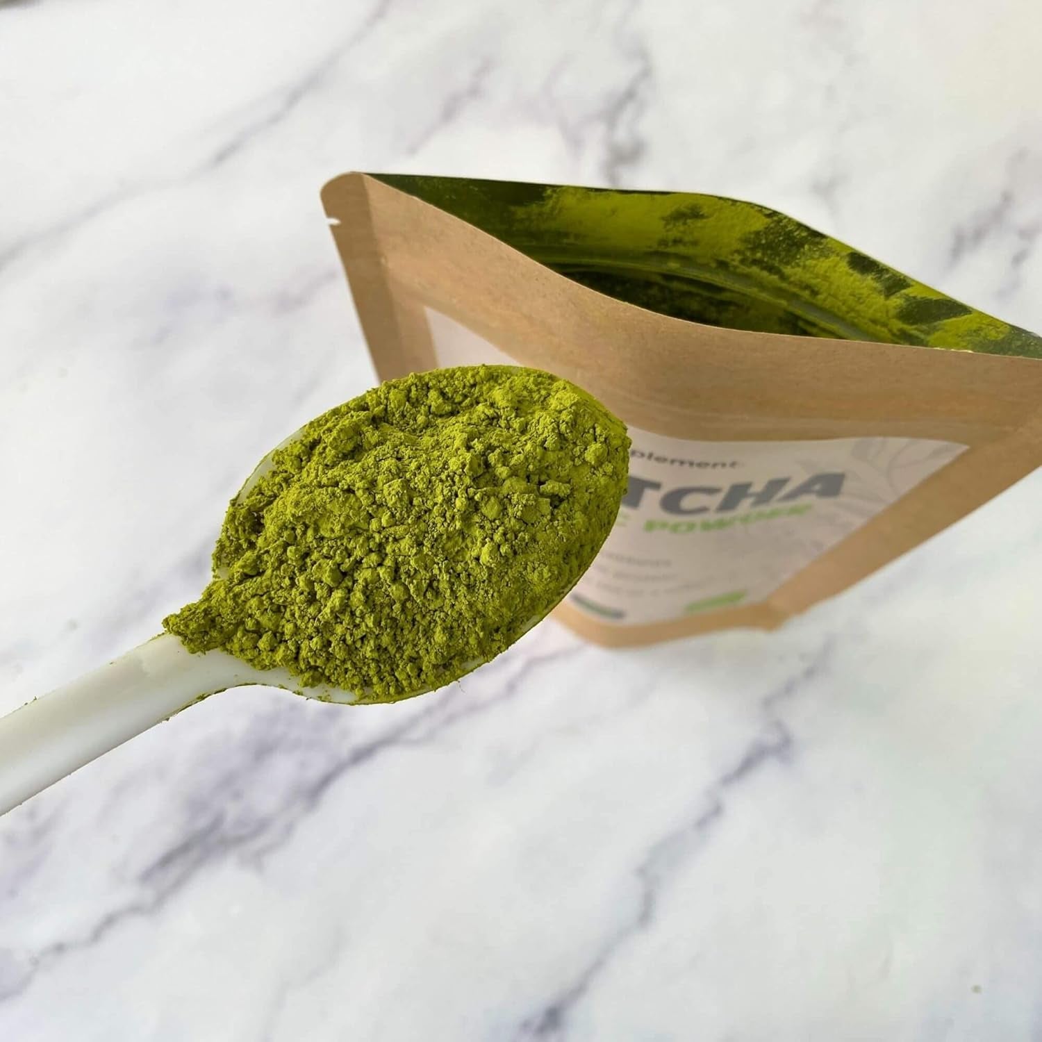 Cupplement Matcha 90 grammes bio - Thé vert en poudre de la plus haute qualité - Sans fouet ni fil de bambou - Culunaire - Coffret débutant - Latté - Fouet - Japon - Poudre - Thé - Fil - Sachet - Smoothie