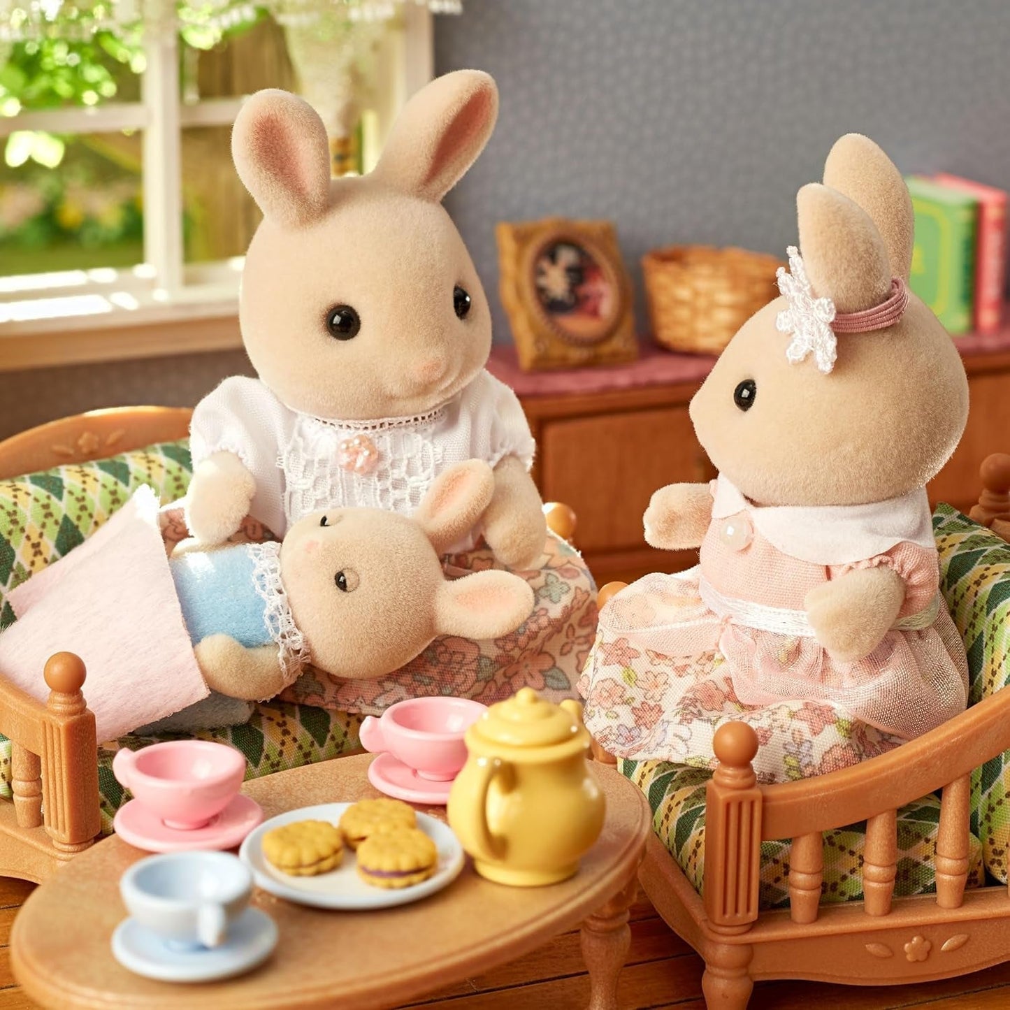 Sylvanian Families L5706 Famille Lapin Lait - Figurines de maison de poupée Naty Shop Dolls