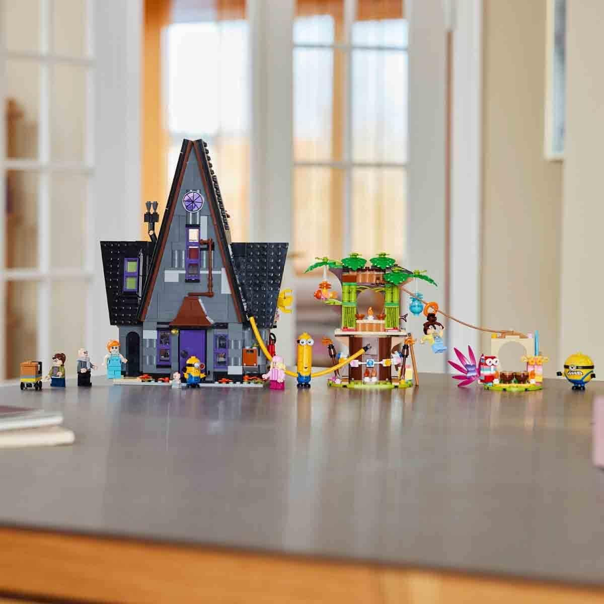LEGO I - La villa familiale des 4 Grus et des Minions de Simply Incorrigible I - Ensemble de jeu du film Simply Incorrigible 4, jouet pour enfants, cadeau pour garçons et filles de 8 ans et plus 75583 Ensembles de construction Beuche den LEGO-Store