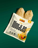 LEE KUM KEE Egg Noodles - Nouilles asiatiques aux œufs, les classiques des plats au wok et des soupes, nouilles semi-sèches, prêtes en 3 minutes, deux portions par paquet, multipack de 6 x 180 g