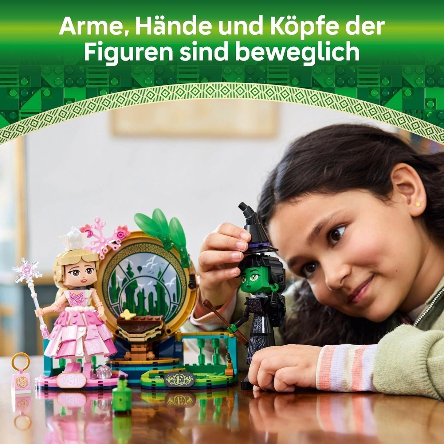 Poupées LEGO Wicked Elphaba et Glinda - figurine à collectionner des sorcières d'Oz - cadeau créatif pour les filles de plus de 10 ans et les fans du film - 75682 Jeux de construction Besuche den LEGO-Store
