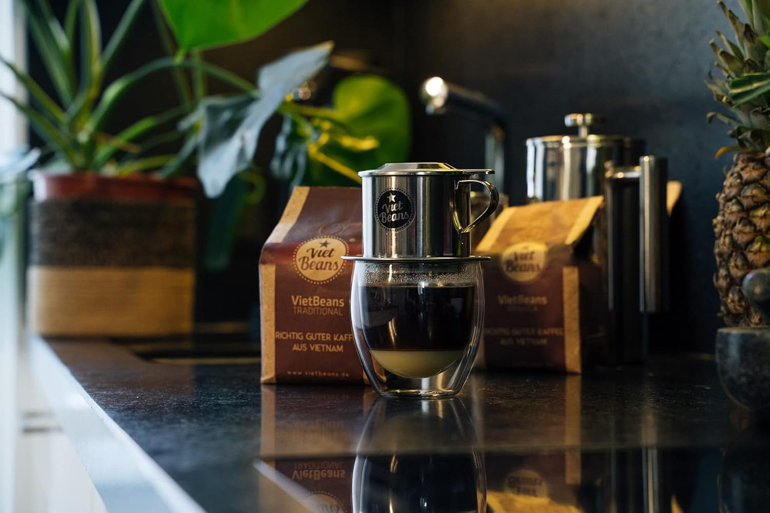 VietBeans Traditional – Ganze Kaffeebohnen – Traditionelle Trommelröstung - Hochwertiger vietnamesischer Kaffee – Geeignet für Fullyautomaten - 250g