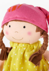 SIGIKID 39411 Petite poupée douce fille, jouet pour bébé, recommandé à partir de 6 mois, jaune