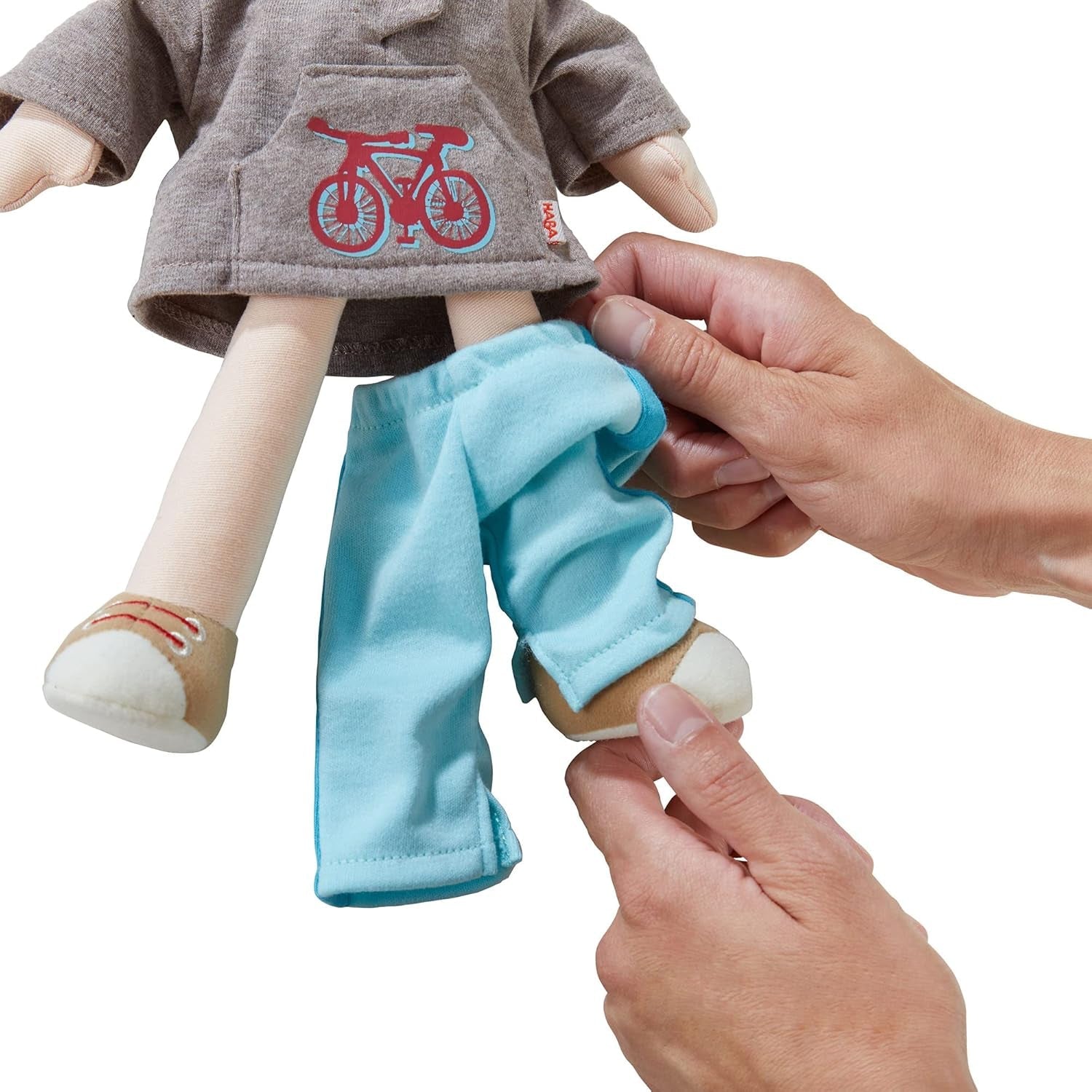HABA Poupée Lian - Poupée en tissu doux 30 cm, idéale pour les bébés et les tout-petits, lavable et facile à habiller et à déshabiller, à partir de 18 mois - 1302109001