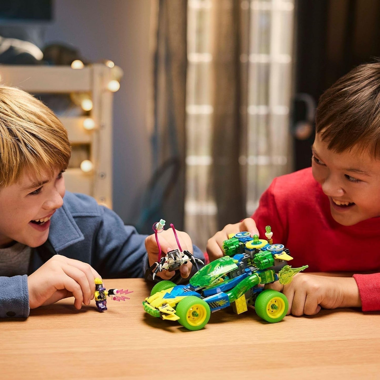 LEGO Dreamzzz Mateo avec Z-Blob Action Racer, ensemble de jeu fantastique 2 en 1 avec véhicules, figurines et créatures de rêve pour enfants à partir de 8 ans, cadeau pour garçons et filles 71491 Jeux de construction Beuche den LEGO-Store