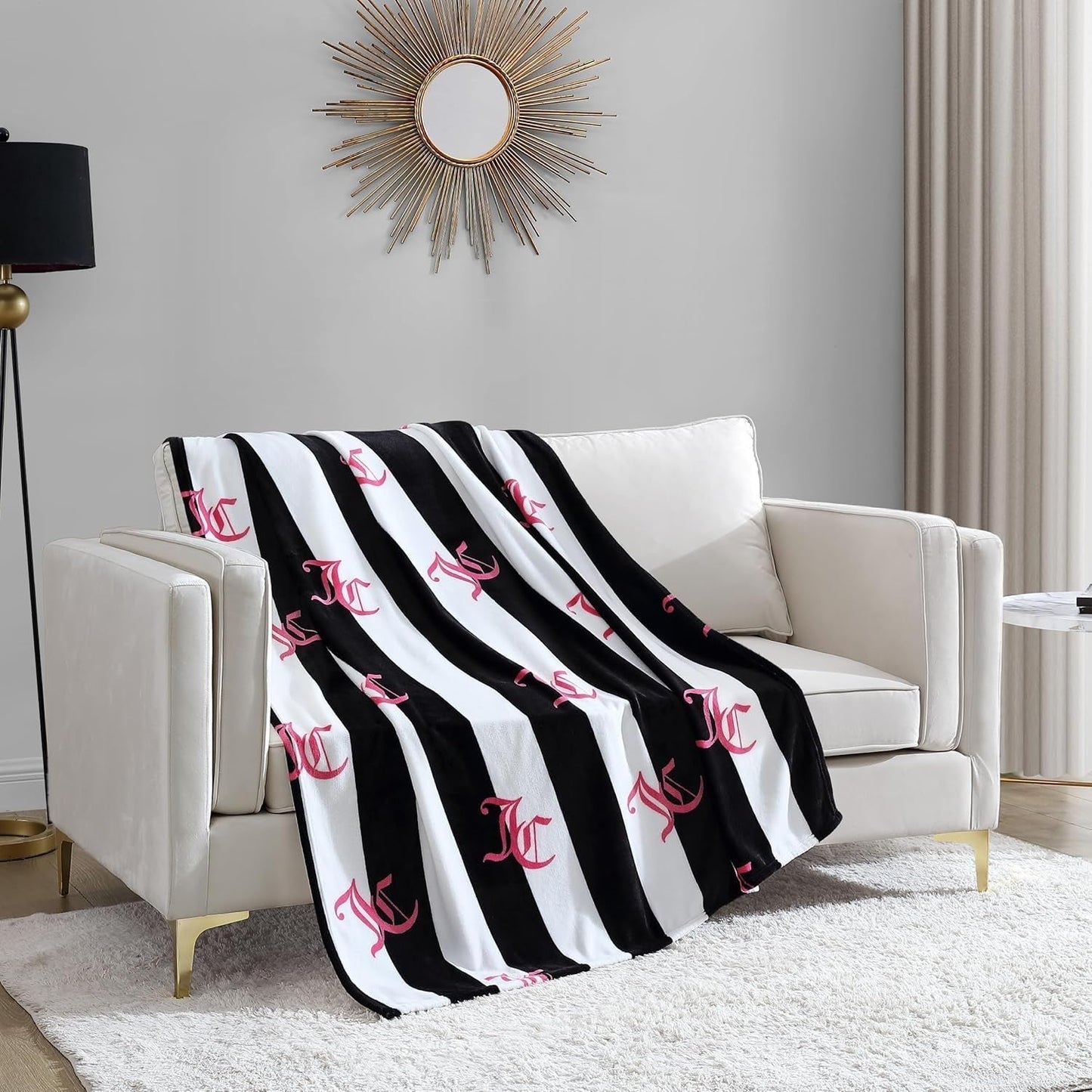 Juicy Couture Cabana Couverture en peluche, 127,7 x 178,8 cm, couverture en peluche de luxe en microfibre pour un maximum de confort et de chaleur douillette Lits et couvertures Juicy Couture Noir 50"X70"