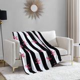 Juicy Couture Cabana Couverture en peluche, 127,7 x 178,8 cm, couverture en peluche de luxe en microfibre pour un maximum de confort et de chaleur douillette Lits et couvertures Juicy Couture Noir 50"X70"