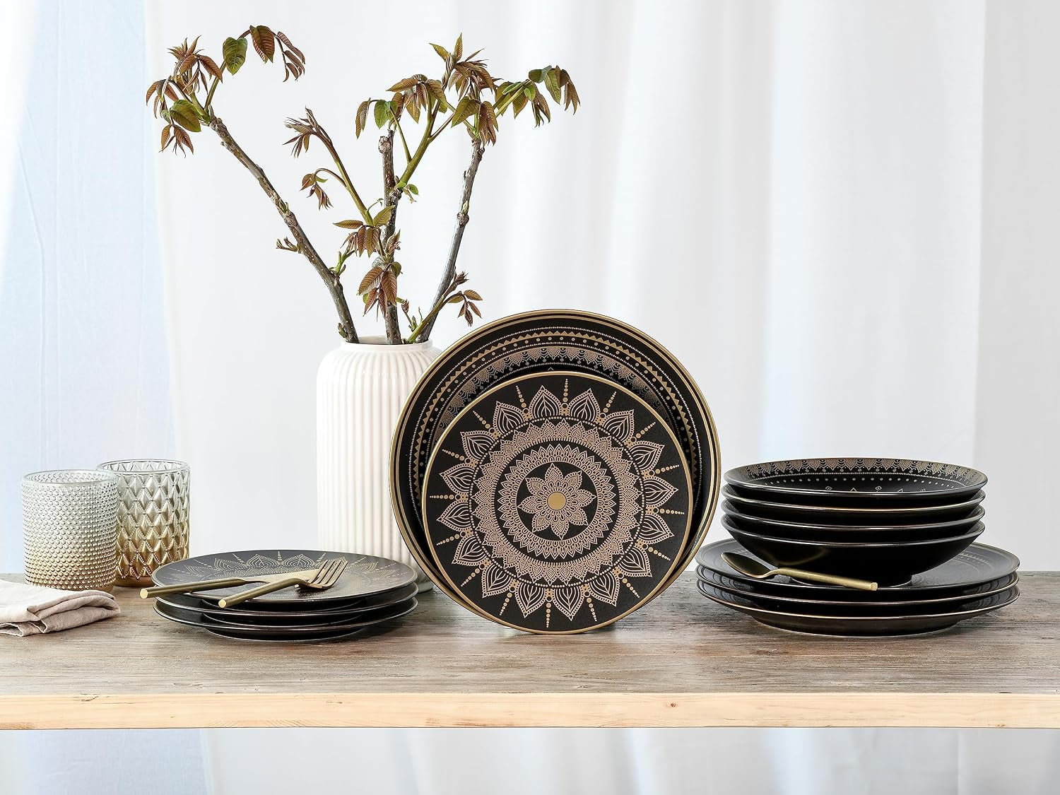 CreaTable, 23588, Série MANDALA GOLD - Noir, Service de table 12 pièces, Service d'assiettes en porcelaine, Passe au lave-vaisselle et au micro-ondes, Fabrication de qualité