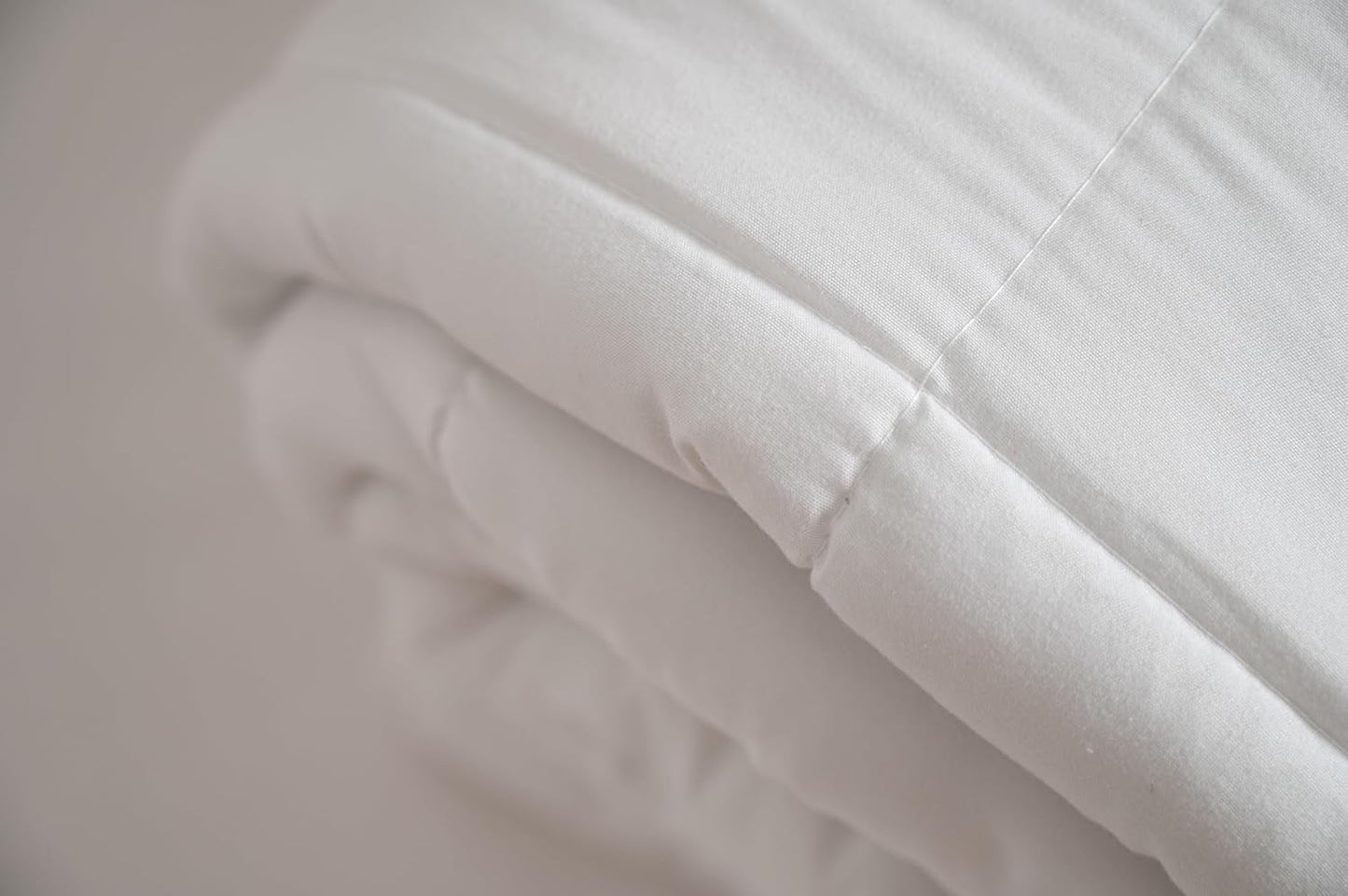 Couette TRAMAS+ 200 Gr/M² pour lit en fibres creuses siliconées - 150X220 Cm - Certifié Oeko Tex - Blanc, doux, chaud, minimaliste - Lit 90 Cm Couettes et couettes Naty Shop