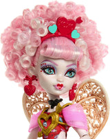 Poupée Monster High Scary Sweet Birthday Cupidon Asteria en robe de soirée rose et rouge avec accessoires à thème comme une invitation, un ballon, un cadeau et plus encore, JBG77