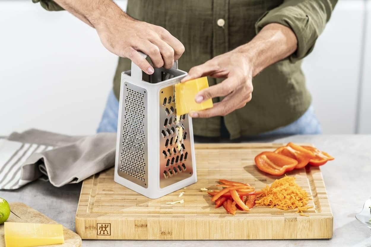 ZWILLING Râpe carrée Z-Cut, multifonctionnelle, lame inox Eplucheur Naty Shop