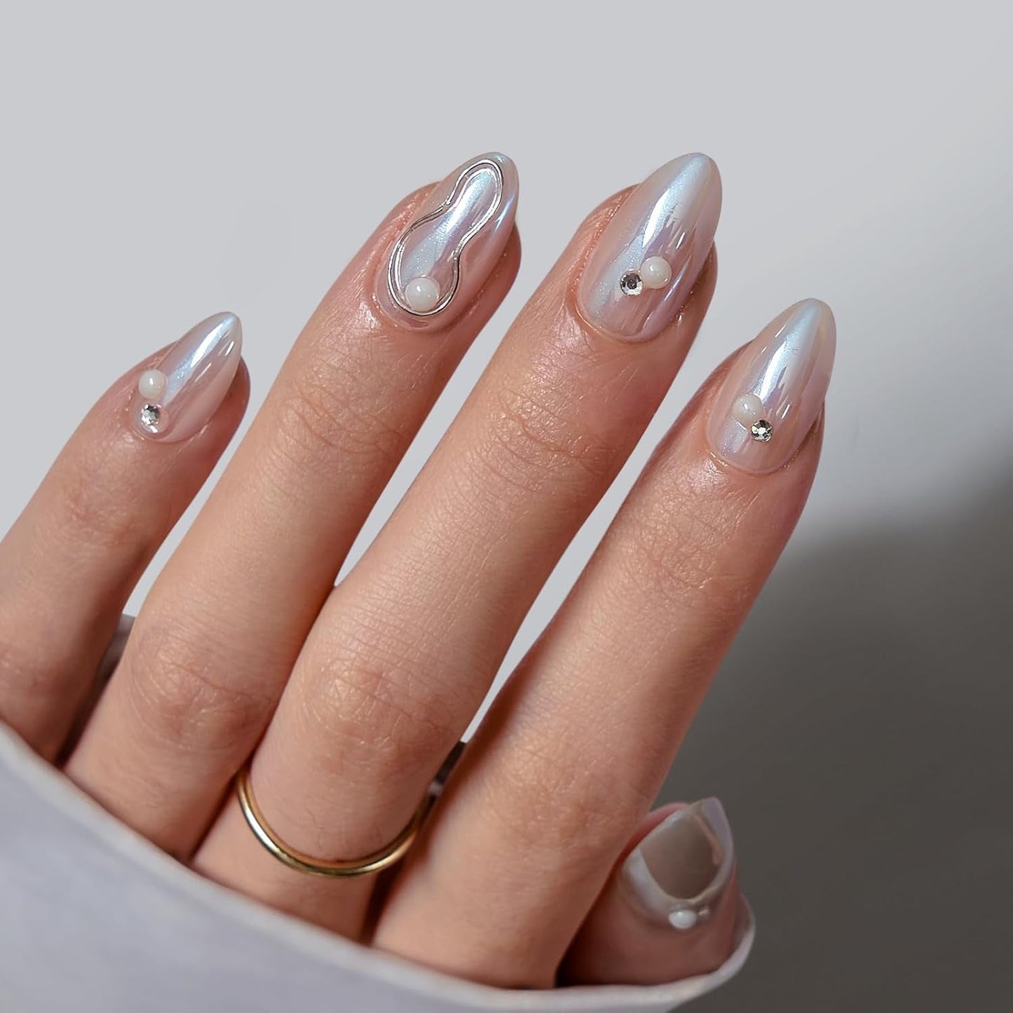 Btartbox Faux Ongles Carrés Courts Baby Boomer Colle Sur Blanc Dégradé Rose Faux Ongles Ongles Artificiels Courts avec Colle À Ongles 30 Pièces Faux Ongles Carrés
