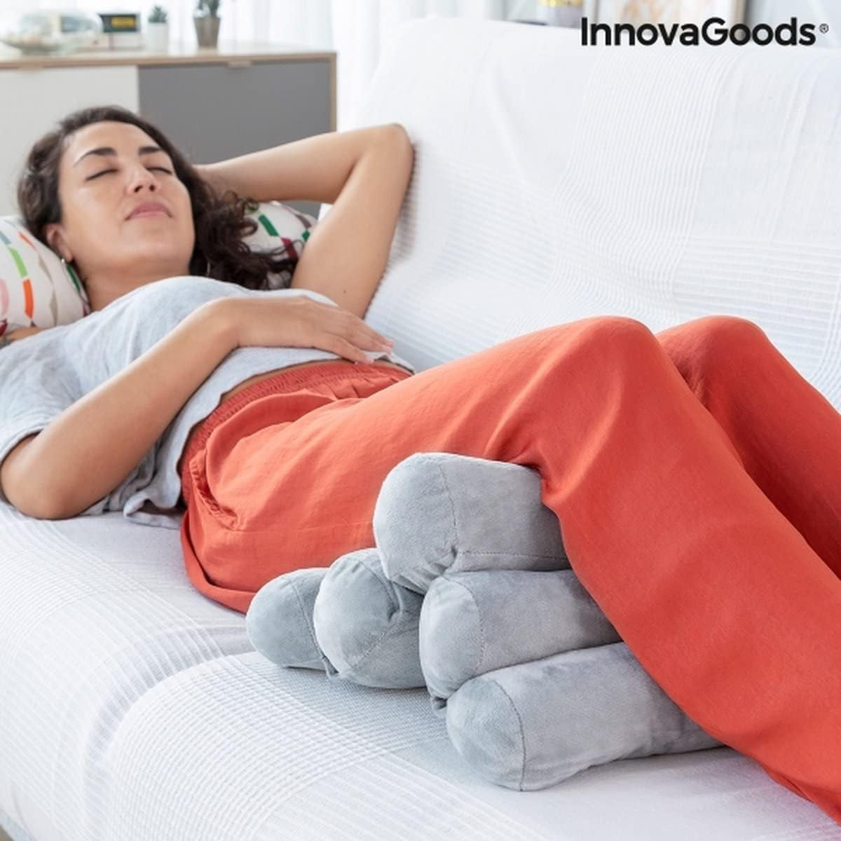 Oreiller tube ergonomique multifonctionnel 5 modules Innovagoods®, pliable, robuste et durable, design velours, matière coton/Pp, idéal pour le bureau, la maison, le télétravail, la voiture. Oreillers standards Naty Shop