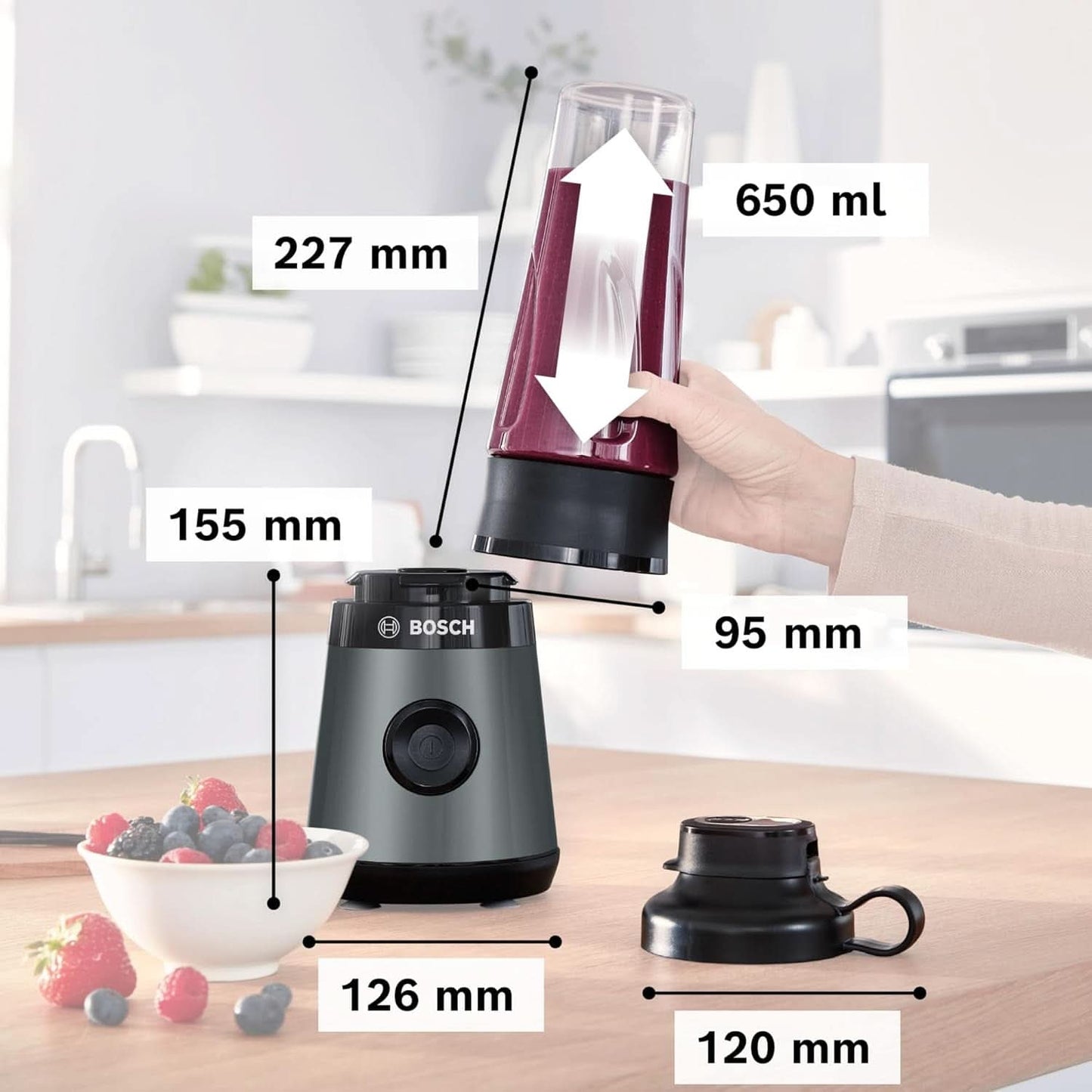 Bosch Mini-batteur sur socle Vitapower Serie 2 MMB2111S, Mélangeur à grande vitesse, Jusqu'à 40 000 tr/min, Tritan Togo-Flasche 0,6 L, Trinkdeckel, Bruchsicher, Spülmasch.Geeignete Teile, 450W, Silber/Schwarz Kitchen Naty Shop