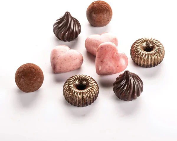 Moule à chocolat flamboyant 3D Silikomart - Formes 3D uniques avec bord intérieur pour bases rondes