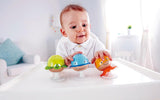 Ensemble hochet avec ventouse Hape | Trois animaux avec éléments d'anneau de dentition, tortue, poulpe et baleine | Jouet d'apprentissage dès 0 mois Bebe Toys Naty Shop