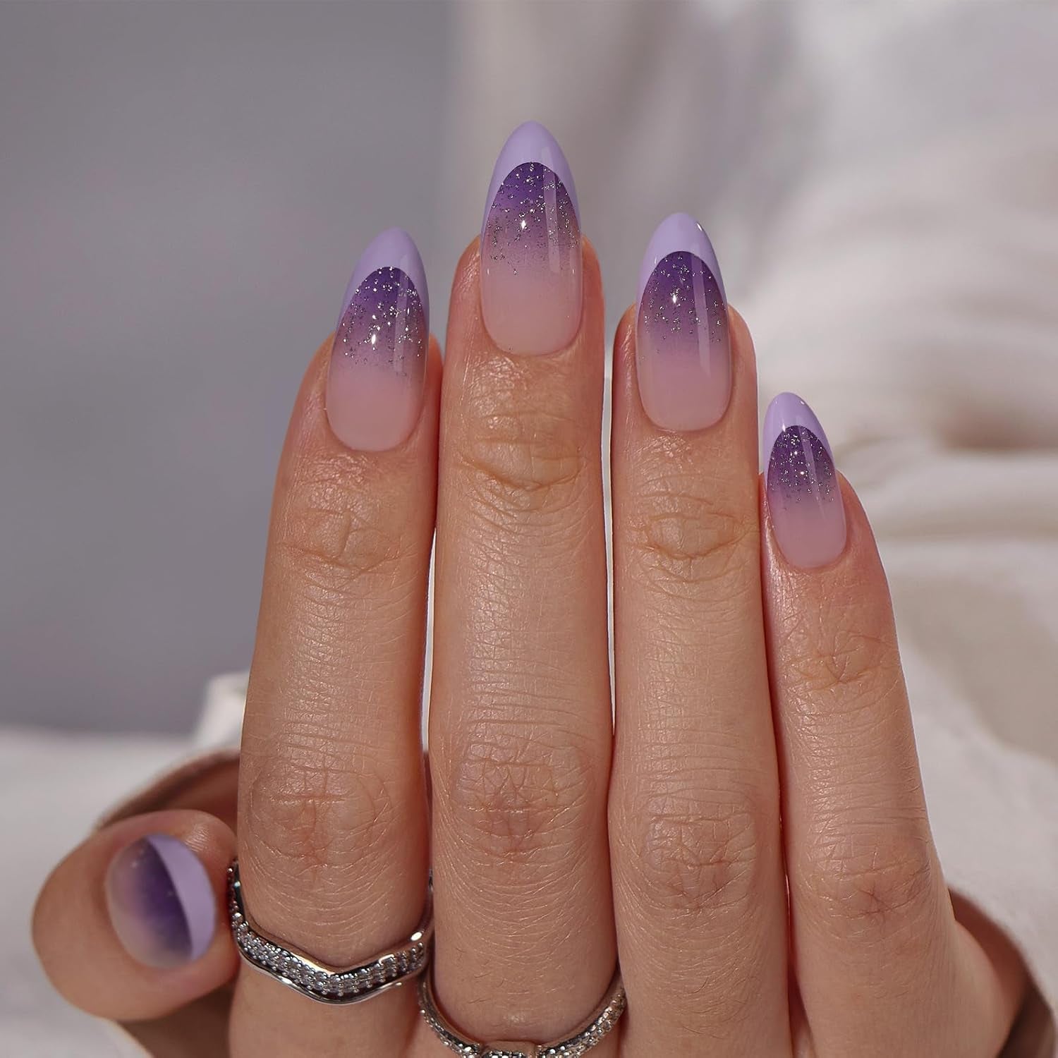 Btartbox Faux Ongles Carrés Courts Baby Boomer Colle Sur Blanc Dégradé Rose Faux Ongles Ongles Artificiels Courts avec Colle À Ongles 30 Pièces Faux Ongles Carrés