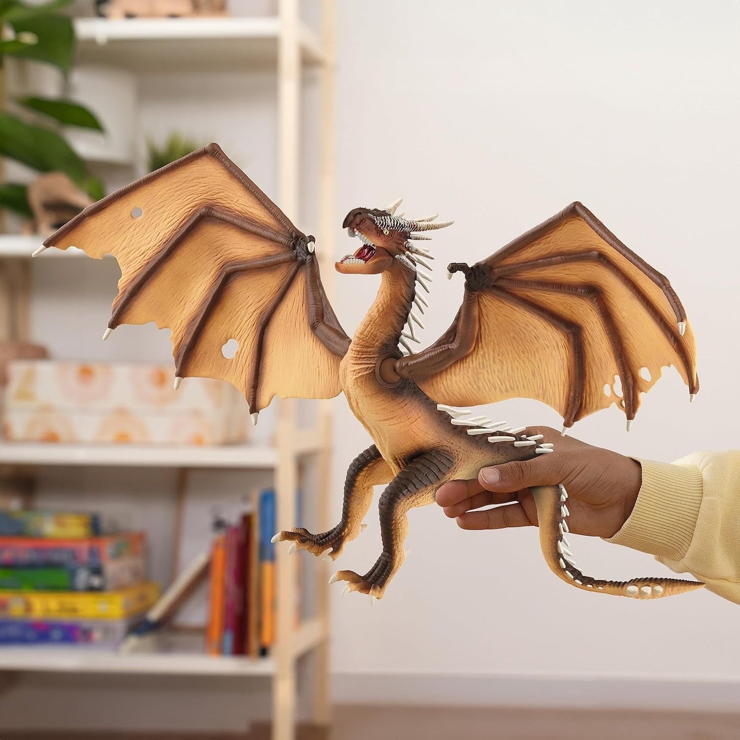 Schleich 13989 Horntail Hongrois, à partir de 6 ans, HARRY POTTER - figurine de jeu, 25,5 X 40 X 19,5 cm Figurines Naty Shop