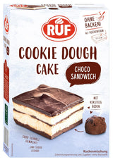 RUF Cookie Dough Cake Ohne Backen, Tortenboden Aus Keksteig Mit Frischkäse-Creme Und Schokoladenstückchen, Inkl. Kuchenform, 1X325G Mélange pour la pâtisserie et la cuisson Naty Shop 320 G (1Er Pack) Sandwich à la pâte à biscuits