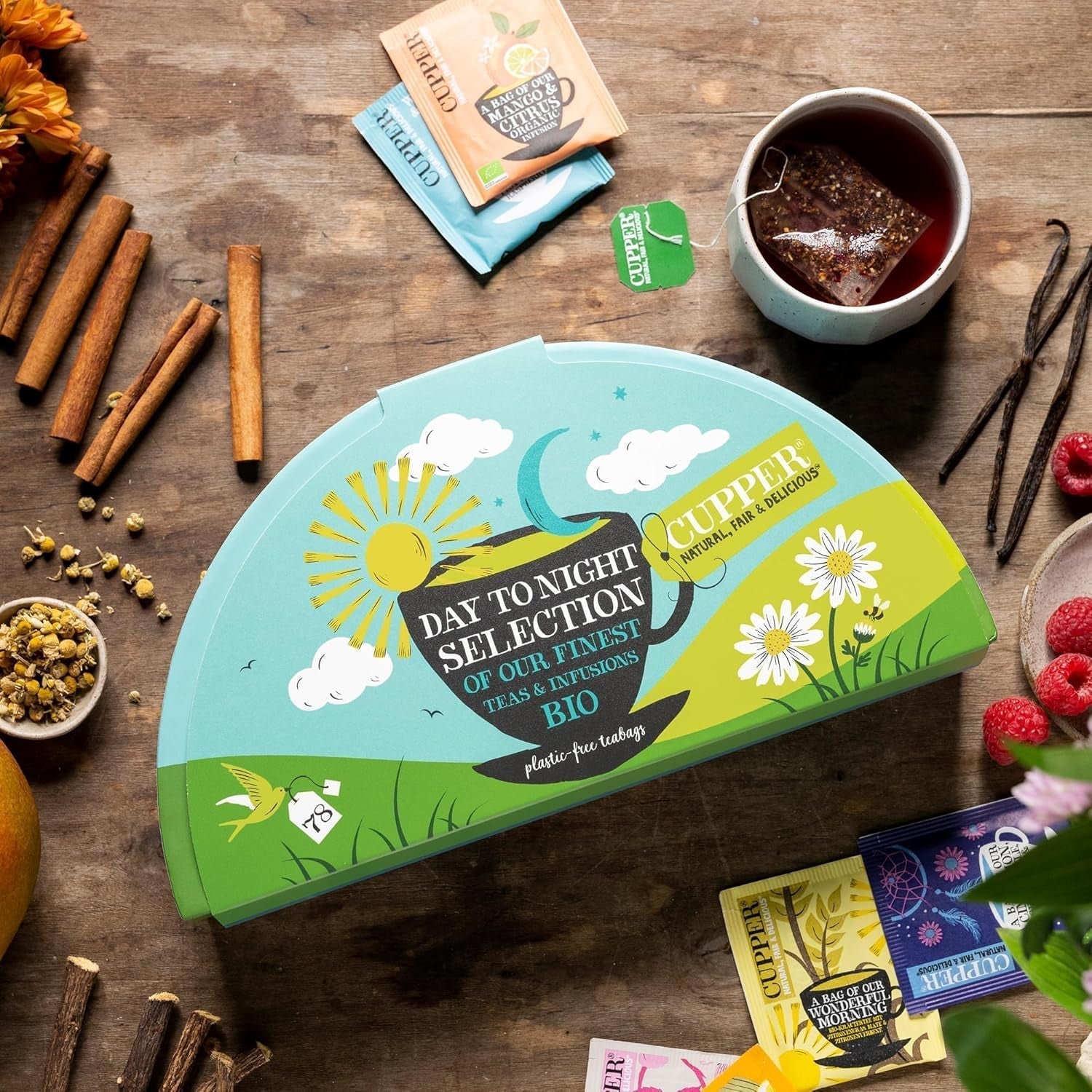 Cupper Coffret cadeau de thé biologique, 6 assortiments de thés aux herbes et aux fruits pour toute la journée, coffret à thé, coffret cadeau, collection de thés biologiques sélectionnés (1 boîte, 78 sachets de thé)