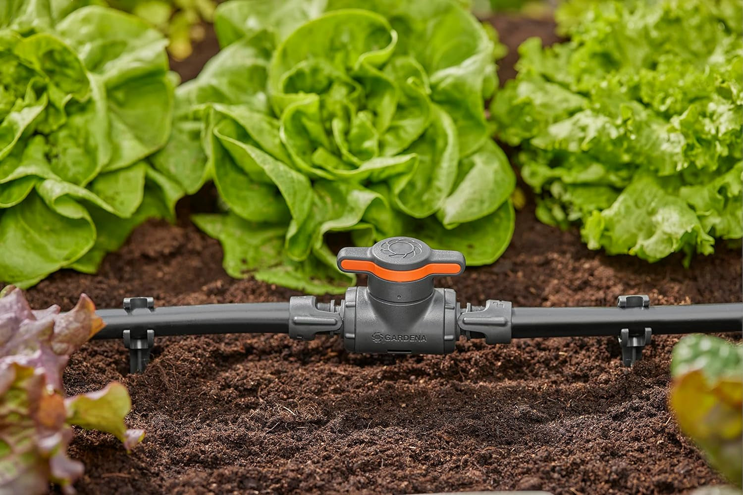 Vanne de régulation et d'arrêt Gardena Micro-Drip-System 13 mm (1/2 pouce) : Arrêt simple des tuyaux et régulation continue du débit d'eau, accessoire pour la pose de tuyaux goutte à goutte (13207-20)