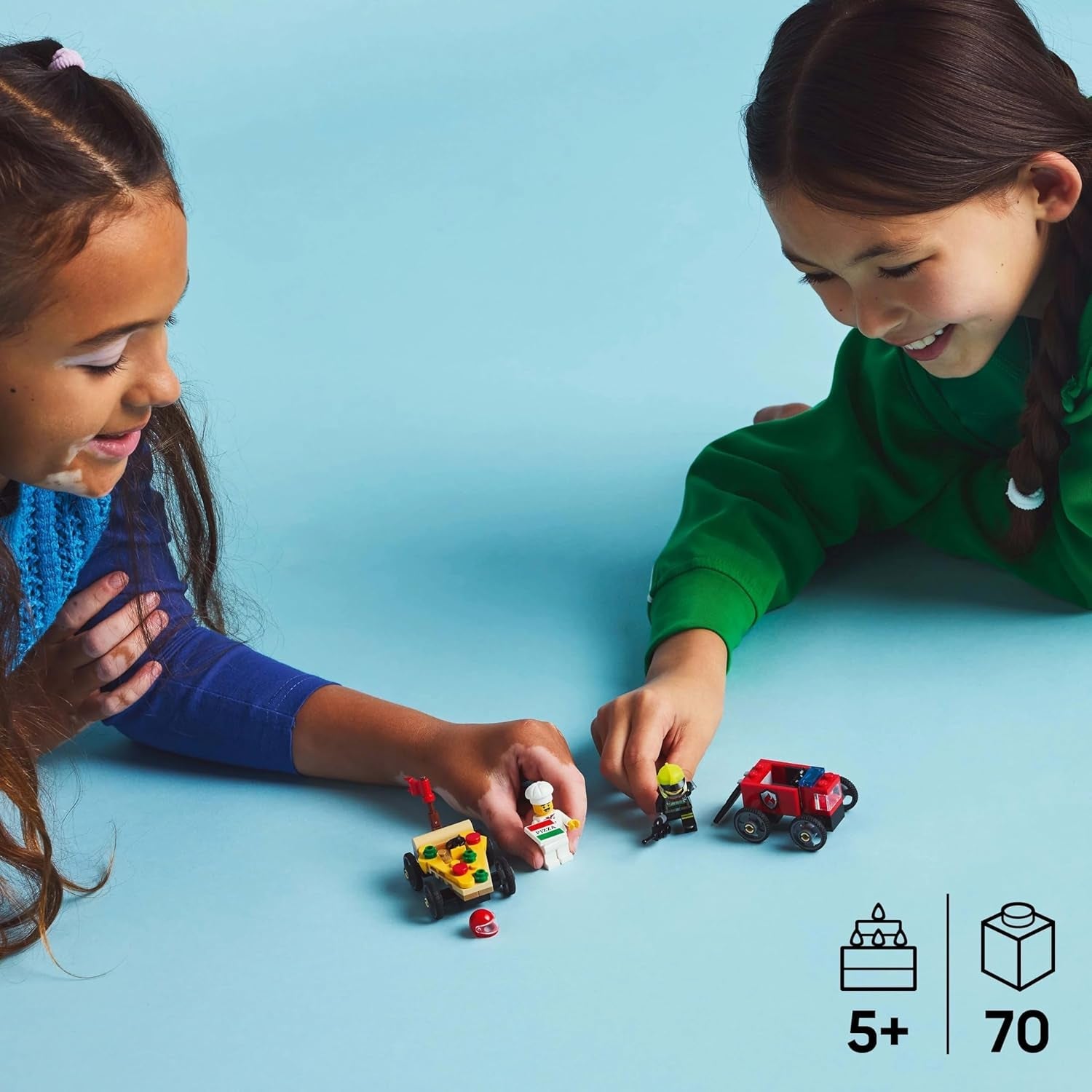Le fourgon de livraison de pizza LEGO City contre. Camion à pizza - Boîte à savon pour filles et garçons à partir de 5 ans - Jeu de construction avec 2 figurines de conducteur - Cadeau d'anniversaire et de vacances 60458 Jeux de construction Besuche den LEGO-Store
