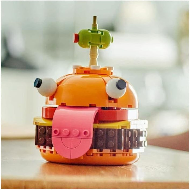 LEGO Fortnite Durrr Burger, jeu de construction de jeu vidéo pour joueurs à partir de 9 ans, modèle d'exposition, figurine de collection, cadeau pour enfants, adolescents et adultes, objet de collection 77070 Ensembles de construction Besuche den LEGO-Store