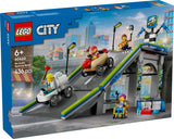 LEGO City No Limits : Course de caisses à savon avec rampe - Jouet de construction pour garçons et filles à partir de 6 ans - Set avec 2 boîtes à savon et 4 figurines de Racer - Idée cadeau pour les enfants 60460 Jeux de construction Besuche den LEGO-Store