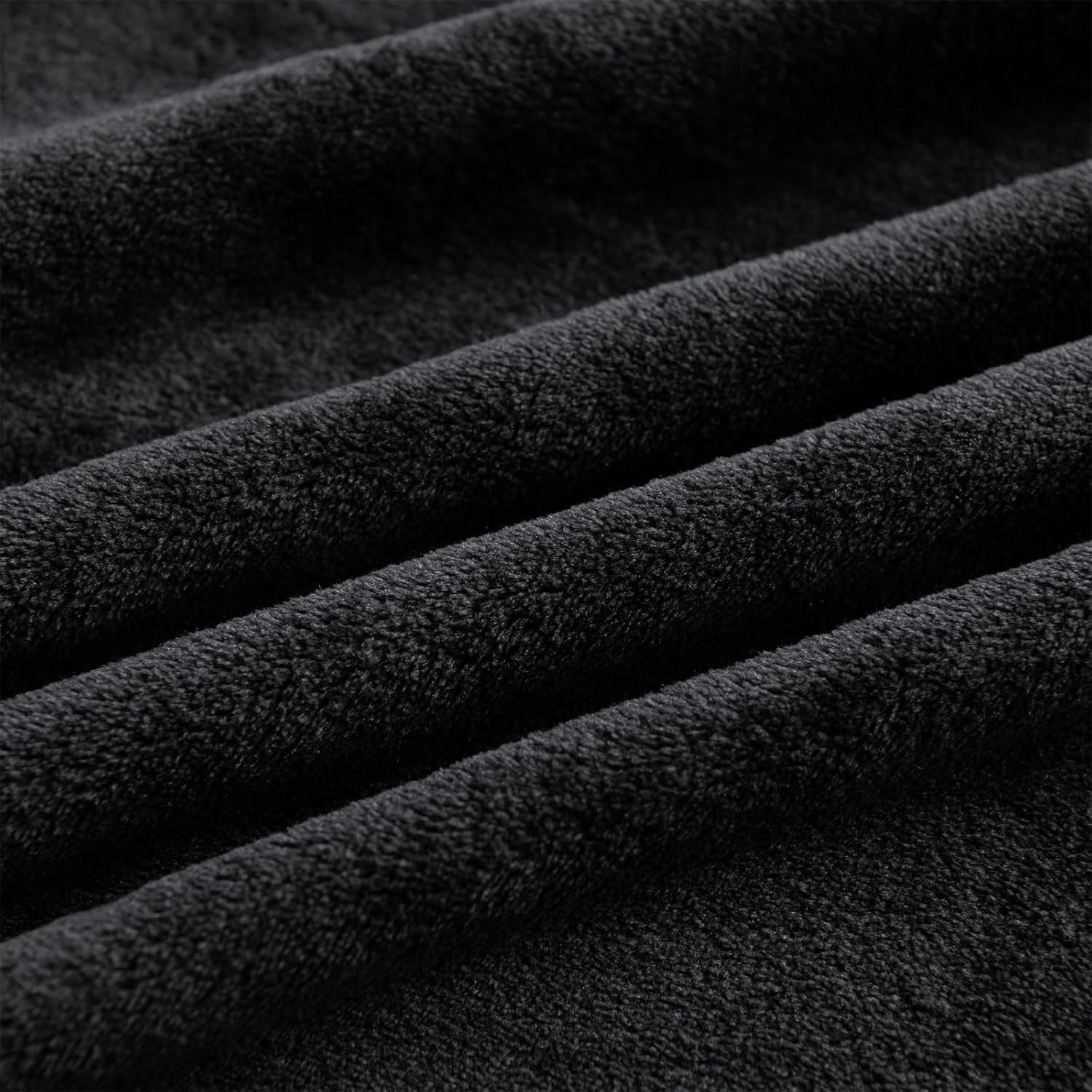 Good Nite Couverture douillette et moelleuse pour lit, canapé, couverture de vie XL, couverture polaire 150 x 200 cm, noire, douce et chaude, couverture moelleuse pour lits et couvertures Good Nite