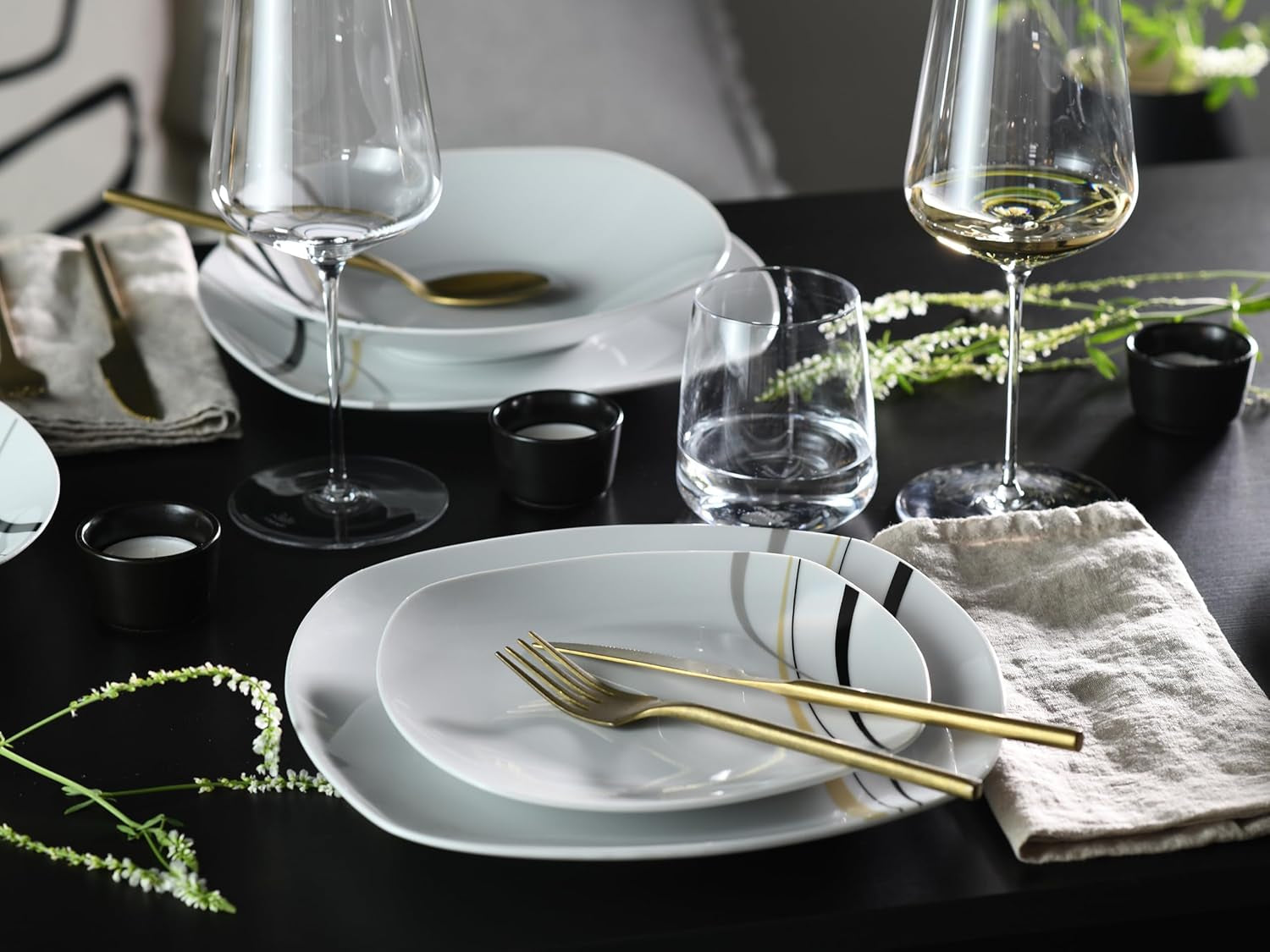 CreaTable 24029 Square City Line Series Service de table en porcelaine pour 6 personnes 12 pièces Passe au lave-vaisselle et au micro-ondes Fabrication de qualité