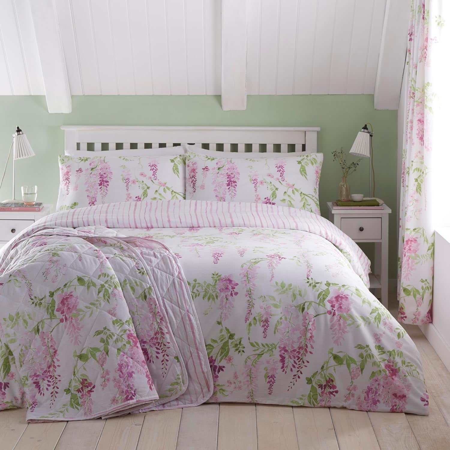 Dreams & Drapes Design - Wisteria - Couvre-lit matelassé - 200 Cm X 230 Cm en rose Lits et Couvertures DREAMS AND DRAPES