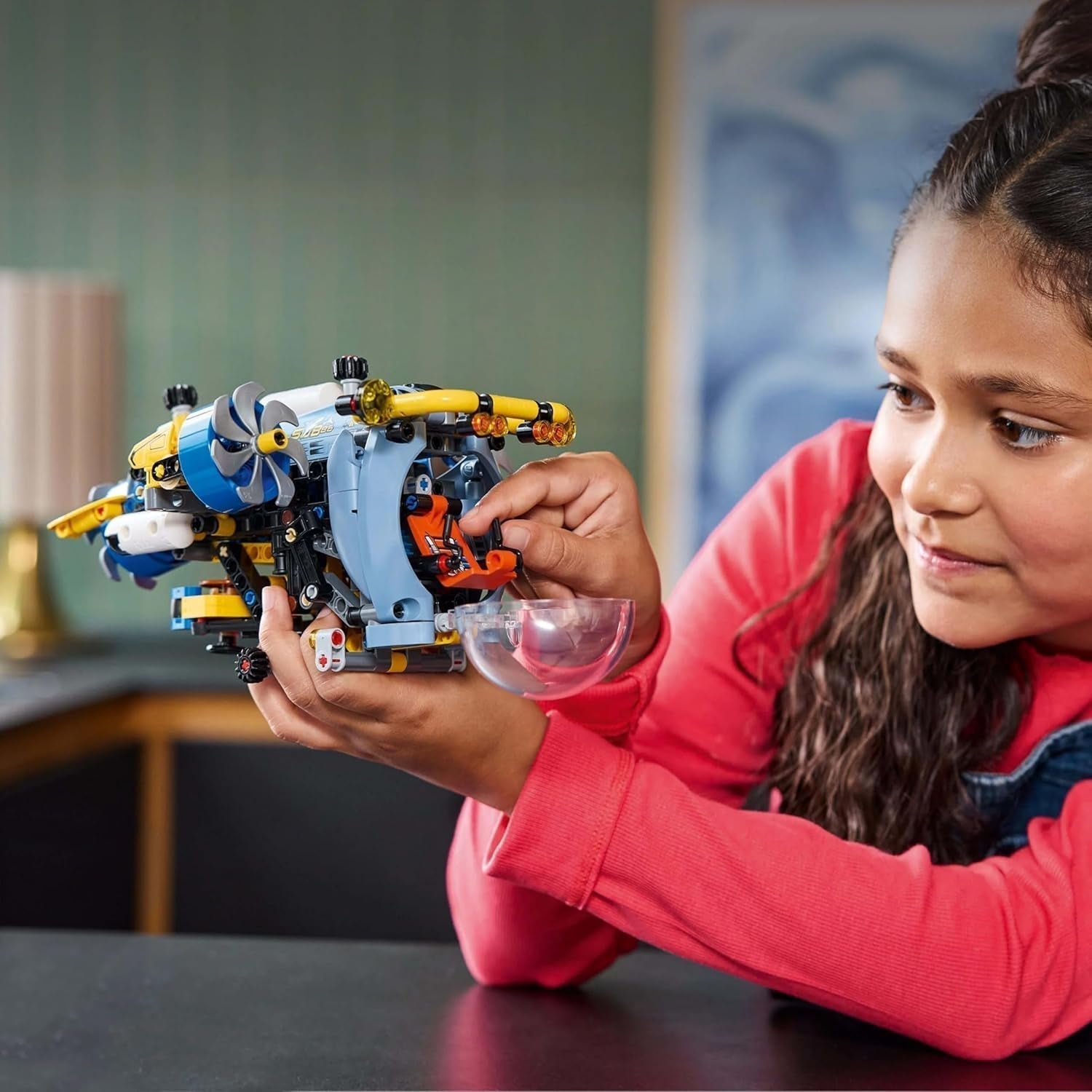 LEGO Technic Deep Sea Explorer Jouet de construction sous-marin pour enfants de 9 ans, garçons et filles, idées de cadeaux d'anniversaire créatives, véhicule à construire avec hélices rotatives 42201 Ensembles de construction Besuche den LEGO-Store