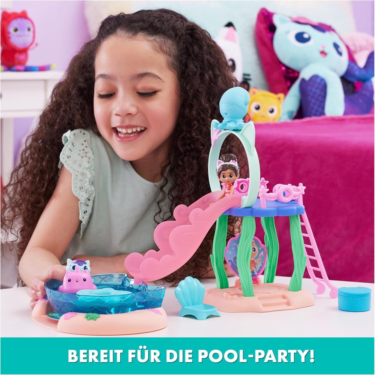 Gabby's Dollhouse, ensemble de jeu Purific Pool Party avec figurines Gabby et suricate et chambre de luxe, Cakey Baking, Cakey Kitchen