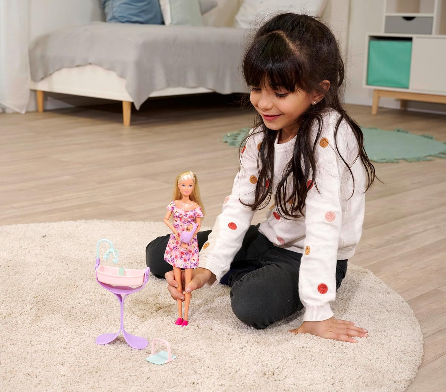 Simba 105733680 Steffi Love Doll Hello Baby (29 cm) - Poupée enceinte avec ventre qui grandit, poupée et accessoires - Jouet pour enfants, filles et garçons à partir de 3 ans