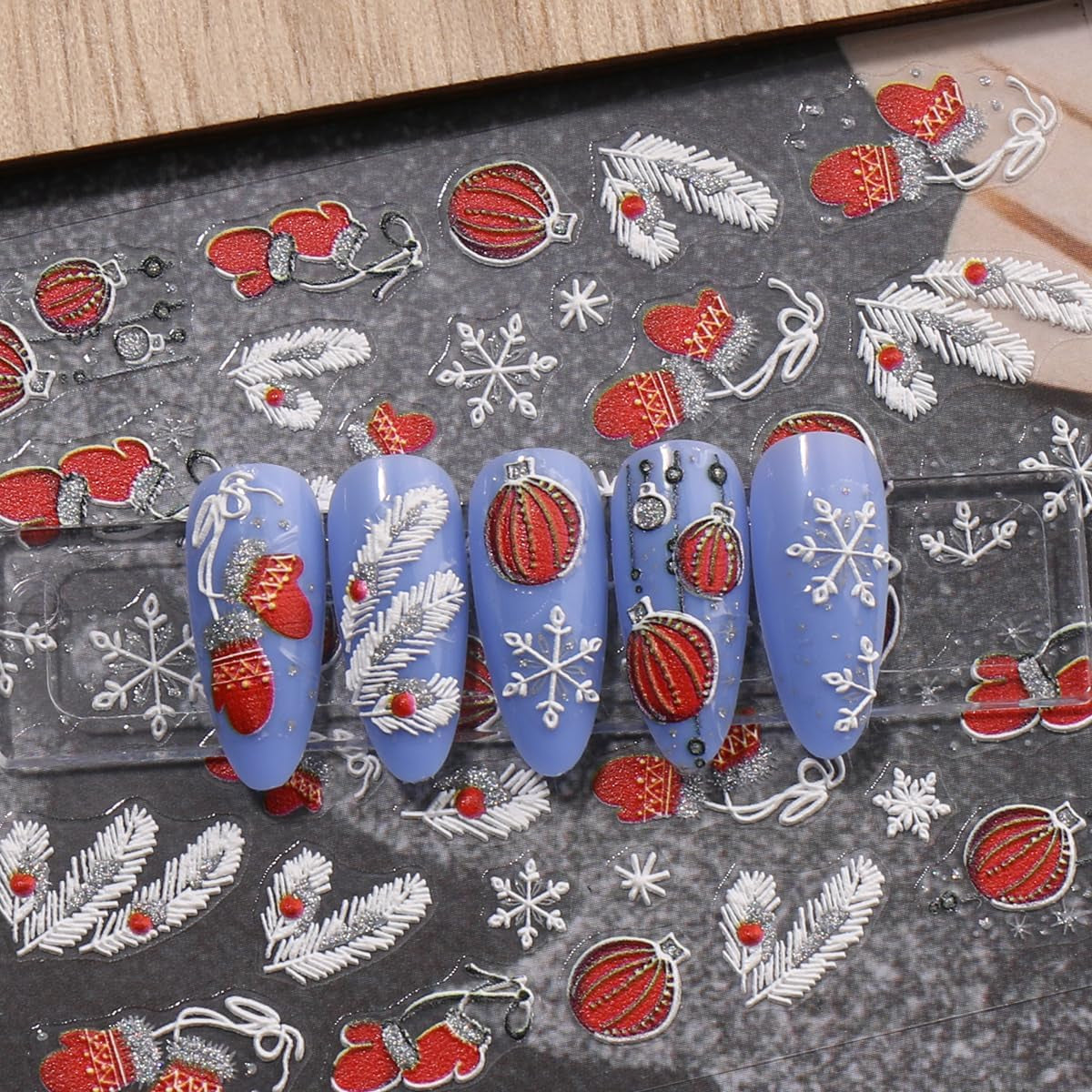 JMEOWIO 3D Nagelsticker Weihnachten Glitzer Nail Art Sticker Selbstklebend Nagelaufkleber 5D Stereoskopisch Schneeflocke Winterurlaub Suß Dekoration Nageldesign Zubehör 4 Blatt