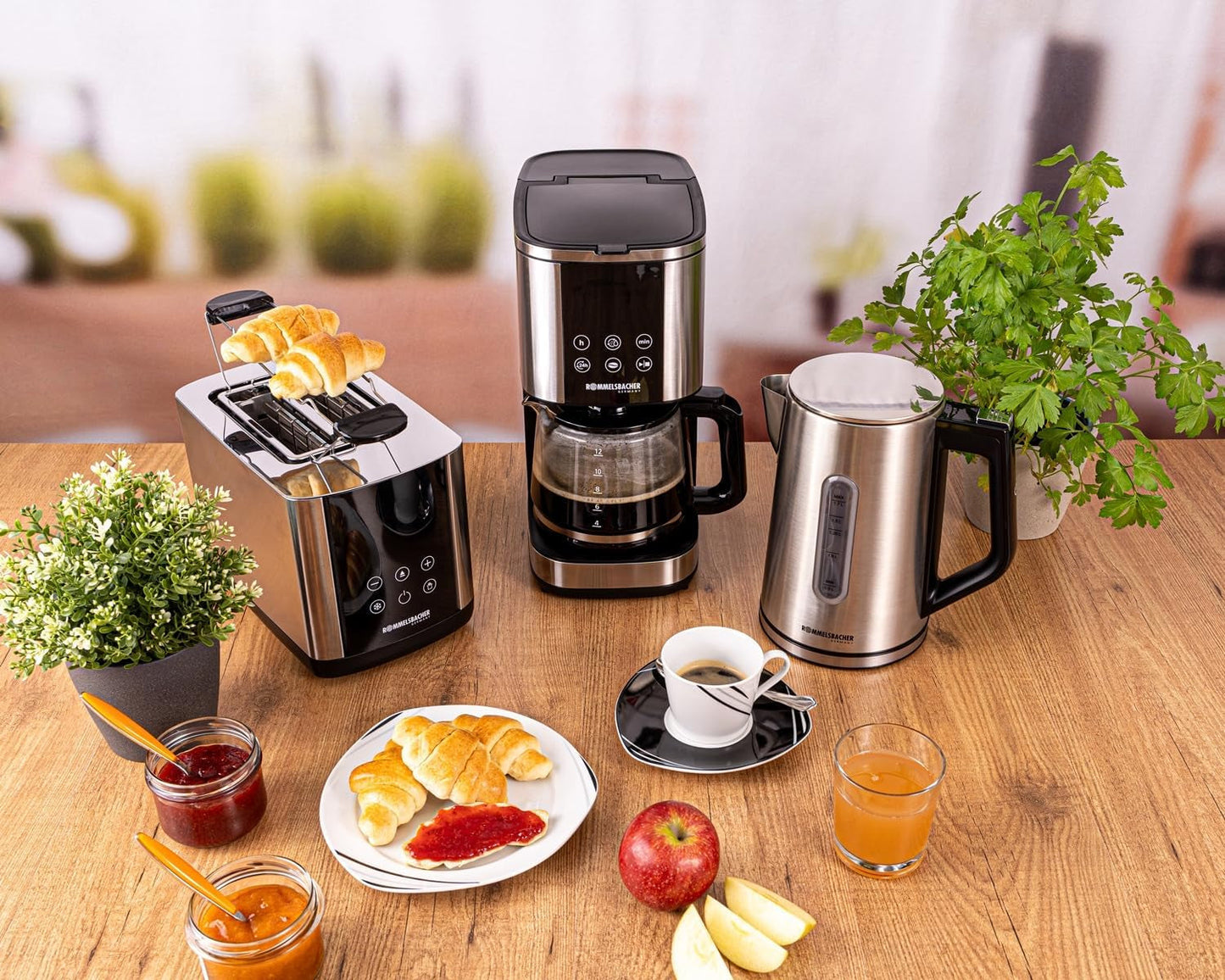 Machine à expresso à filtre Rommelsbacher FKM 1000 - réservoir d'eau de 1,5 litre pour 12 tasses de café, carafe en verre, démarrage différé, fonction maintien au chaud, fonction arôme, porte-filtre amovible 1x4