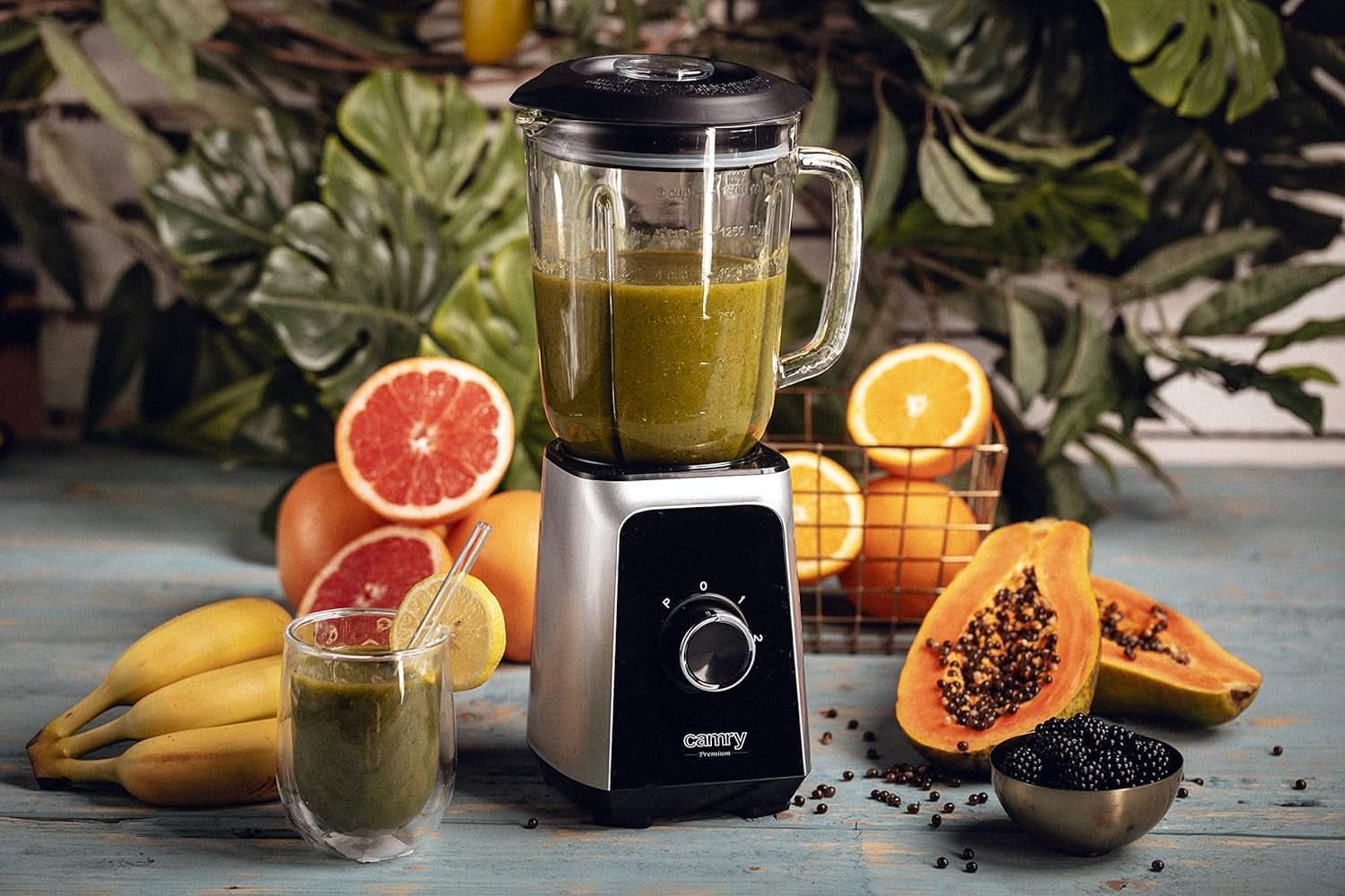 CR 4077 Batteur sur socle avec récipient en verre de 1,5 L, Smoothie Maker, Mélangeur haut, Mahlung, Eis-Zerkleinerung, Pulsfunktion, Edelstahlklingen, 2 Geschwindigkeiten, 1000W, Schwarz/Silber Kitchen Naty Shop