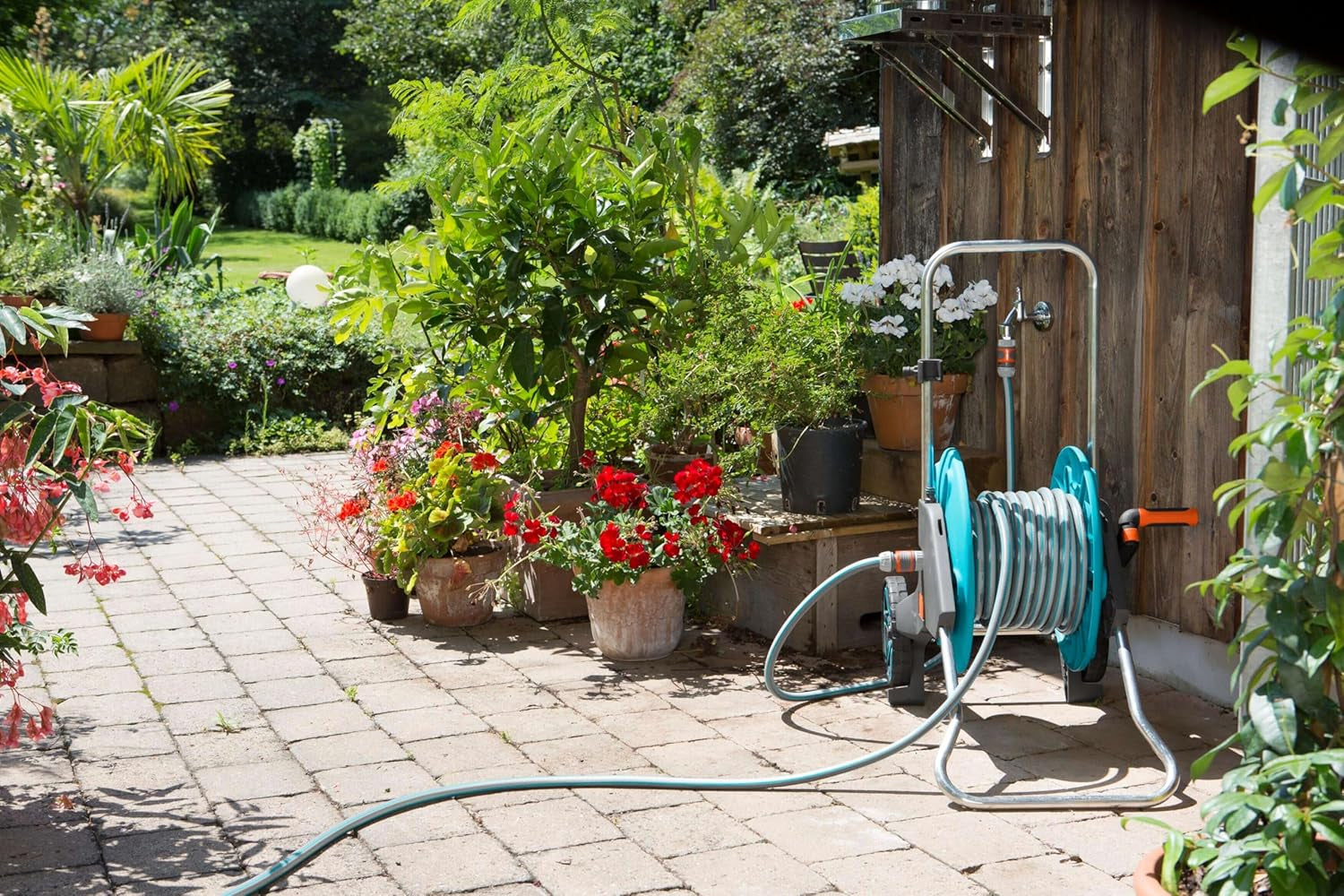 Tuyau Gardena Classic 19 mm (3/4"), 20 m : Tuyau d'arrosage universel en tissu robuste, tissé en croix, pression d'éclatement de 22 bars, résistant aux UV, sans composants du système, garantie 12 ans (18022-20)