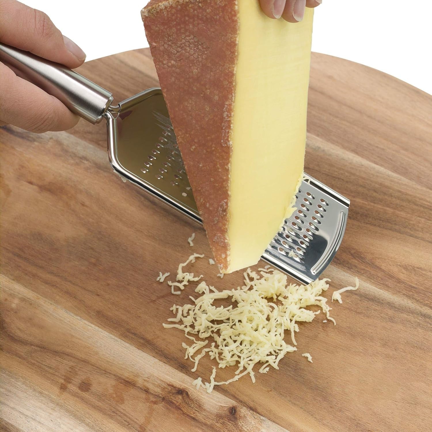 Râpe à fromage WMF Profi plus en acier inoxydable 25 cm, surface de rasage fine Éplucheur Naty Shop