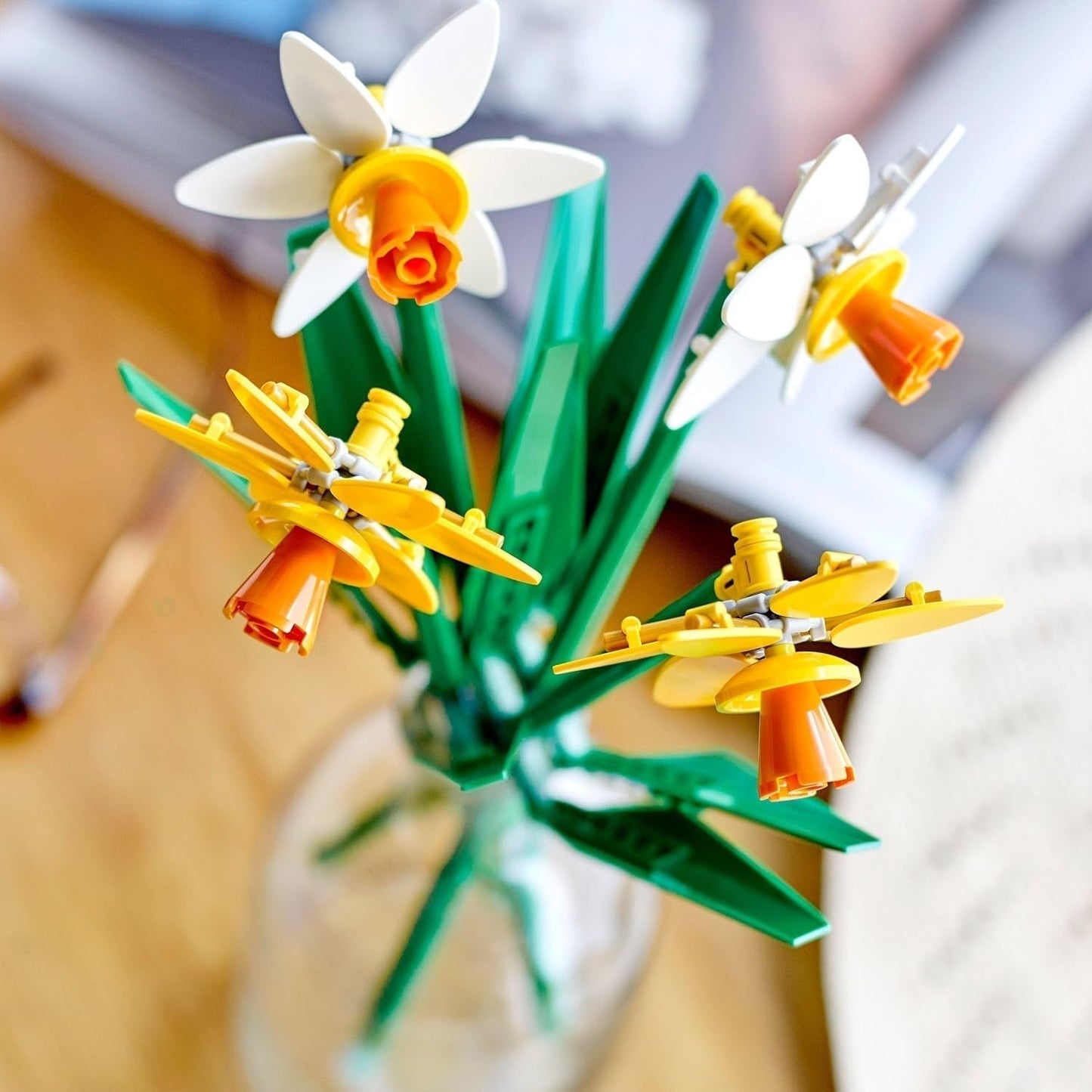 Jonquilles LEGO Botanicals - Cadeaux de Pâques pour filles et garçons - Fleurs artificielles pour enfants - Bouquet de fleurs comme décoration de chambre ou de bureau - Cadeau pour femme - 40747 Jeux de construction Besuche den LEGO-Store
