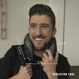 Cabeau Cool Oreiller de voyage longue distance – Evolution Cool – Mousse à mémoire de forme avec aérations – Compact avec étui de transport (Rouge)