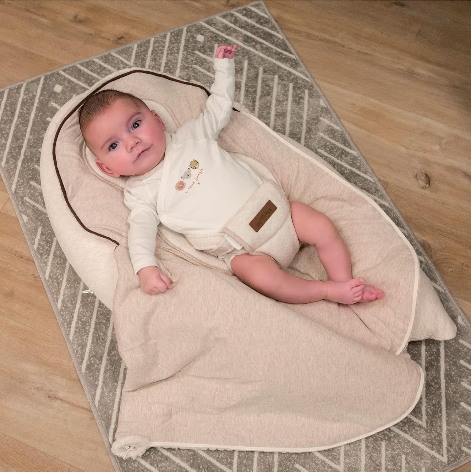 Coussin d'allaitement multifonction 4 en 1, Soft Nova, beige, oreiller simple : 202 cm, fauteuil, 40 X 75 X 22 cm Accessoires Alimentation et Allaitement Bebe Naty Shop